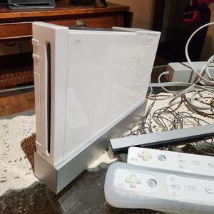 Nintendo Wii Console with Controllers - White